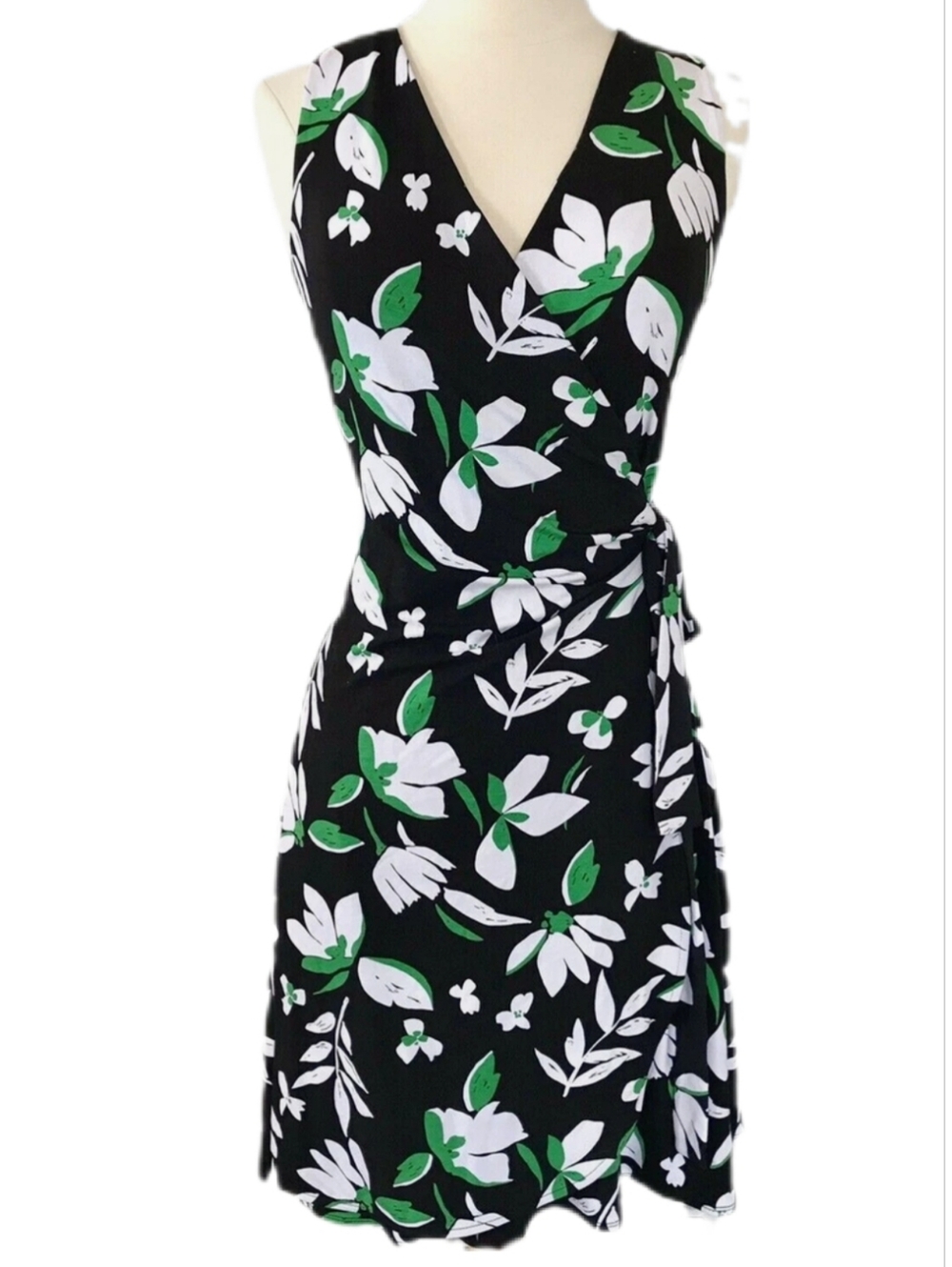A New Day Black, Green and White Floral Wrap Dress Small